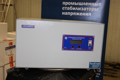 Однофазный стабилизатор напряжения Progress 3000T-20 -Купить стабилизатор напряжения Прогресс 3000Т-20 в Петербурге